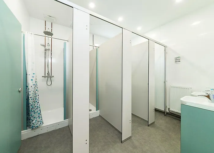 بيت شباب Bunkhouse